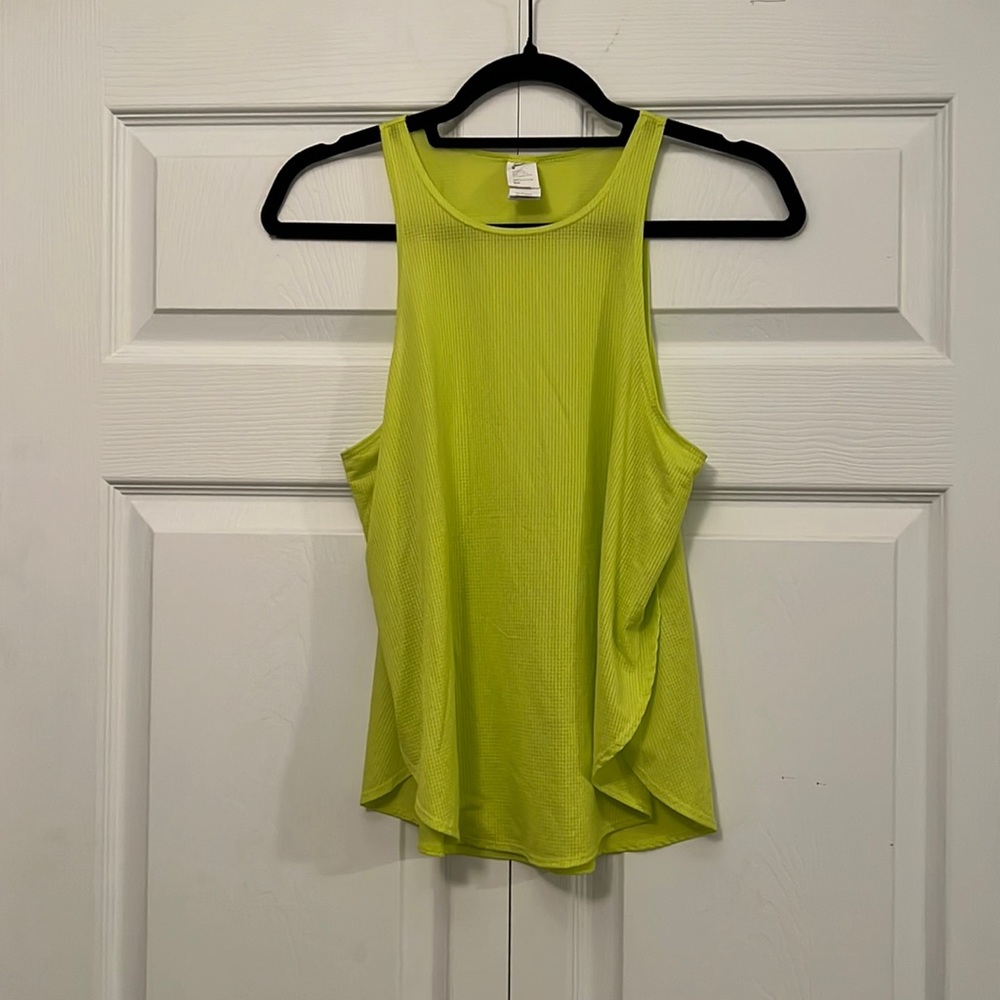 Fabletics top